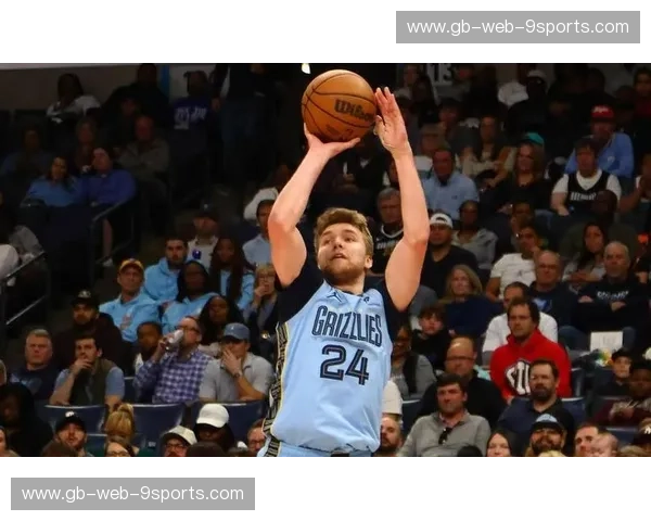 圣城暗夜的银色光芒:马刺与灰熊的对决,一场关于传承与革新的史诗 圣城暗夜的银色光芒:马刺与灰熊的对决,一场关于传承与革新的史诗